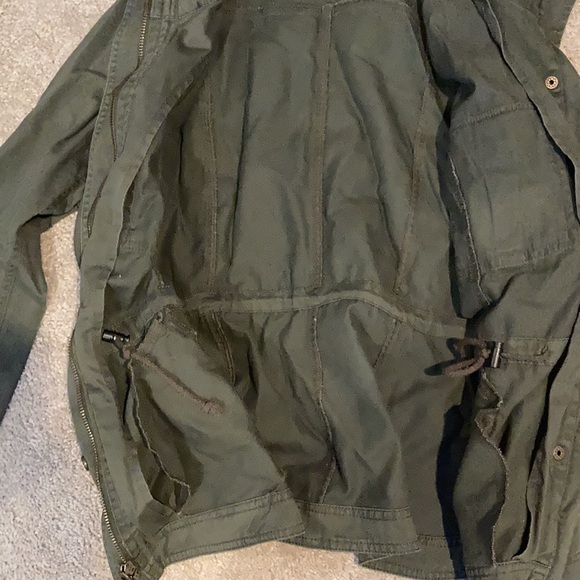 New army green jacket with stones size xl juniors. - Picture 3 of 4